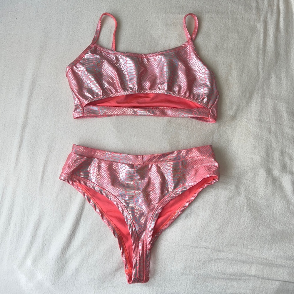 iHeartRaves Snake Skin Set
